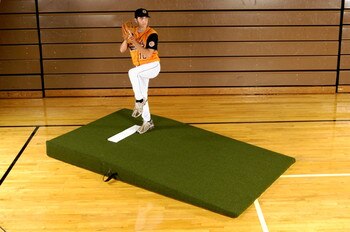 1-Piece Practice Pitching Mounds