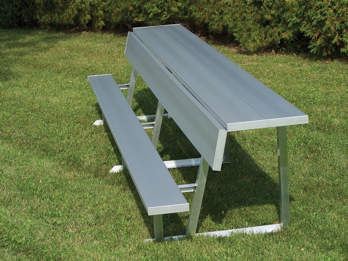 Portable Team Bench with Shelf